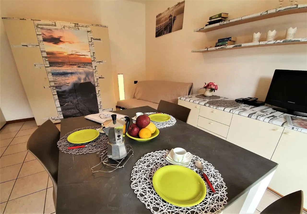 Studio Magia - Regarda Travel Apartment Lazise Italy